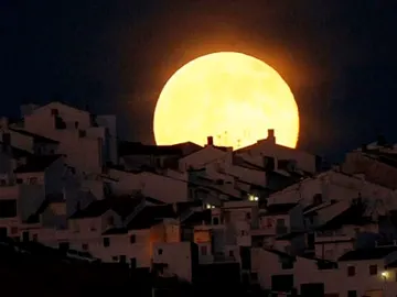 La superluna del 12 de julio La superluna del 12 de julio