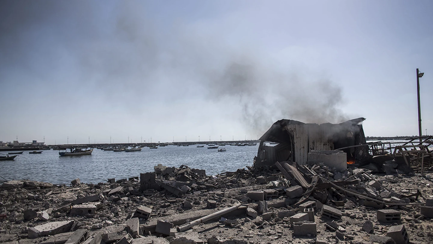 Una zona de la Franja de Gaza, destrozada tras un bombardeo Una zona de la Franja de Gaza, destrozada tras un bombardeo
