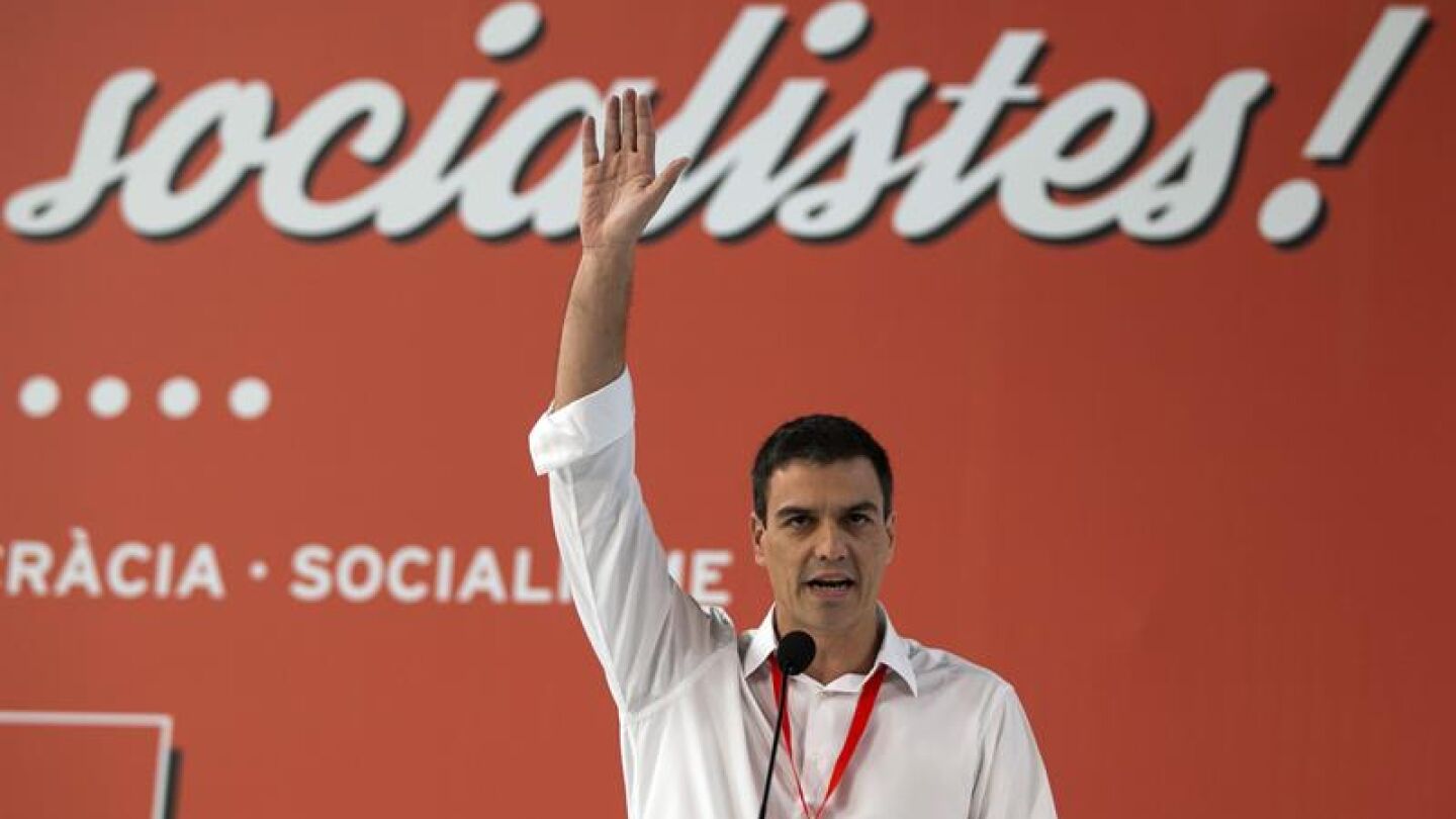 Pedro S&aacute;nchez, durante una comparecencia