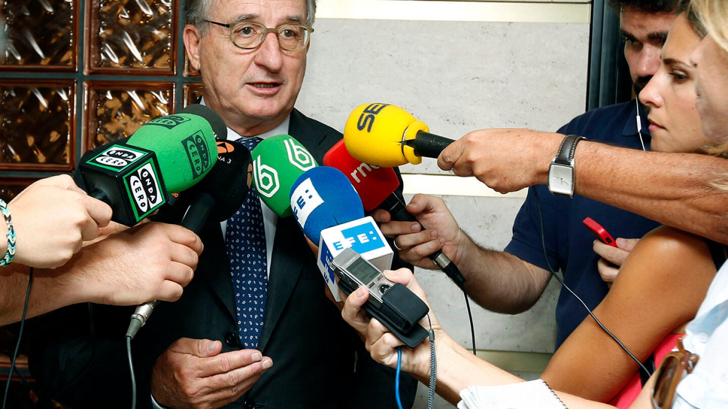 Antonio Brufau, presidente de Repsol, ante la prensa