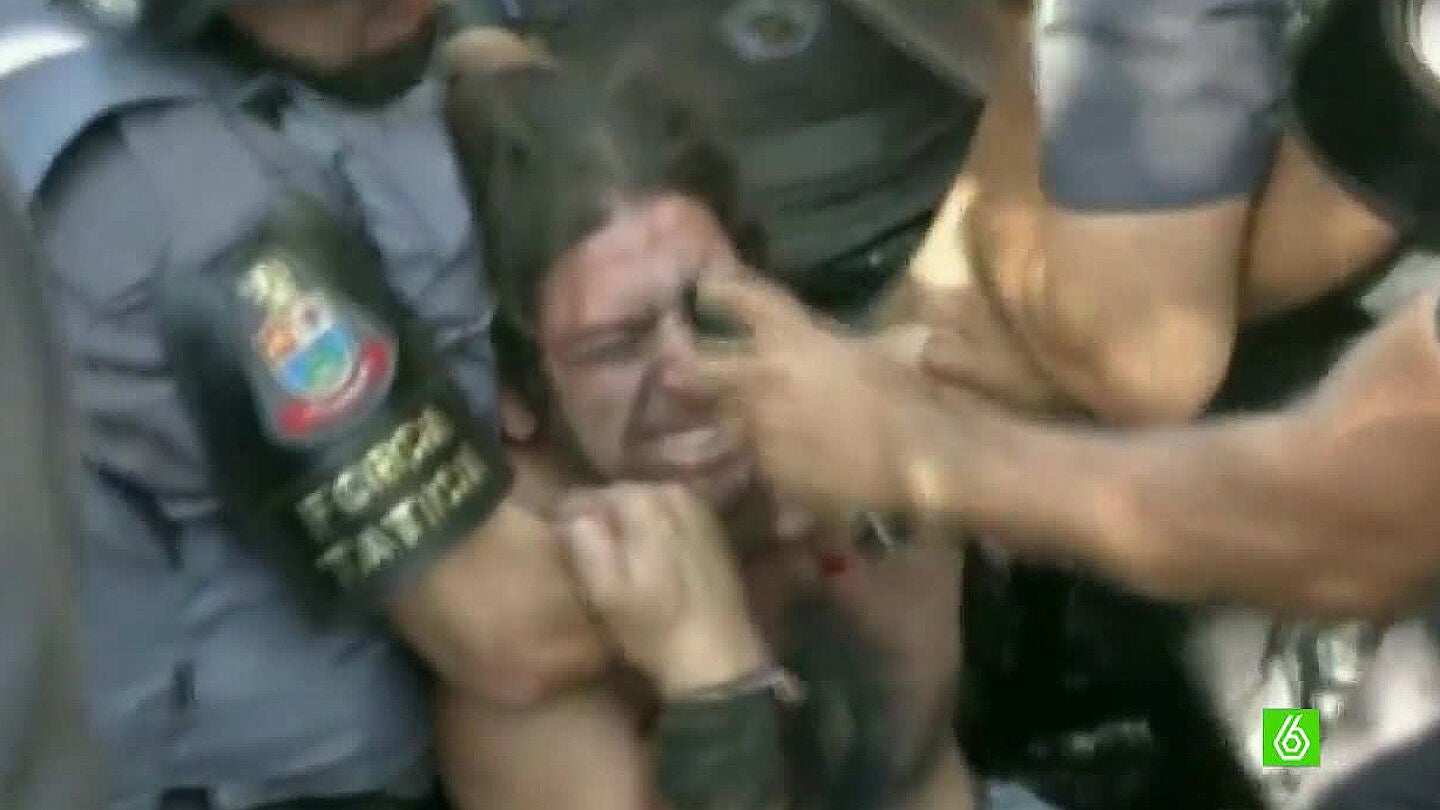 Polic&iacute;as acusados de torturar a detenidos en Brasil