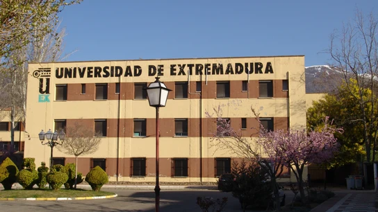 Universidad de Extremadura Universidad de Extremadura