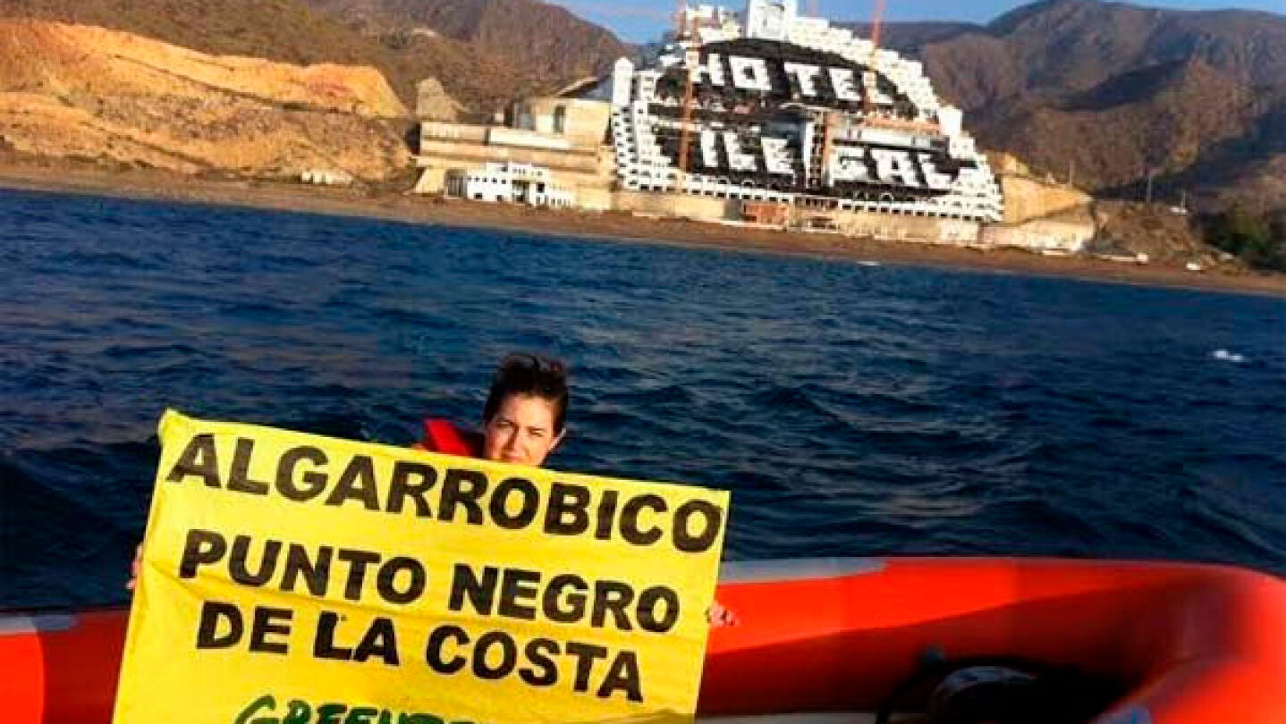Greenpeace pide la demolici&oacute;n del hotel