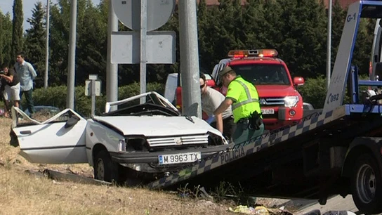 Accidente de tráfico registrado en la M-506 a su paso por la localidad madrileña de Fuenlabrada Accidente de tráfico registrado en la M-506 a su paso por la localidad madrileña de Fuenlabrada