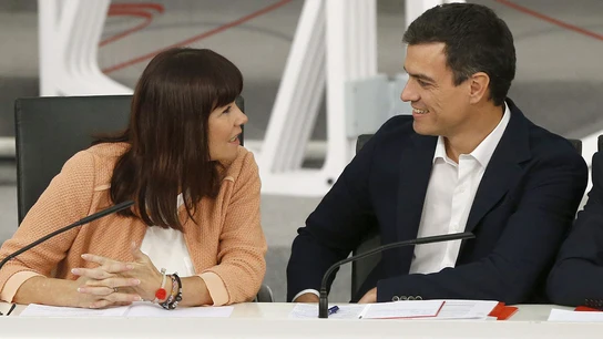 Pedro Sánchez y Micaela Navarro Pedro Sánchez y Micaela Navarro