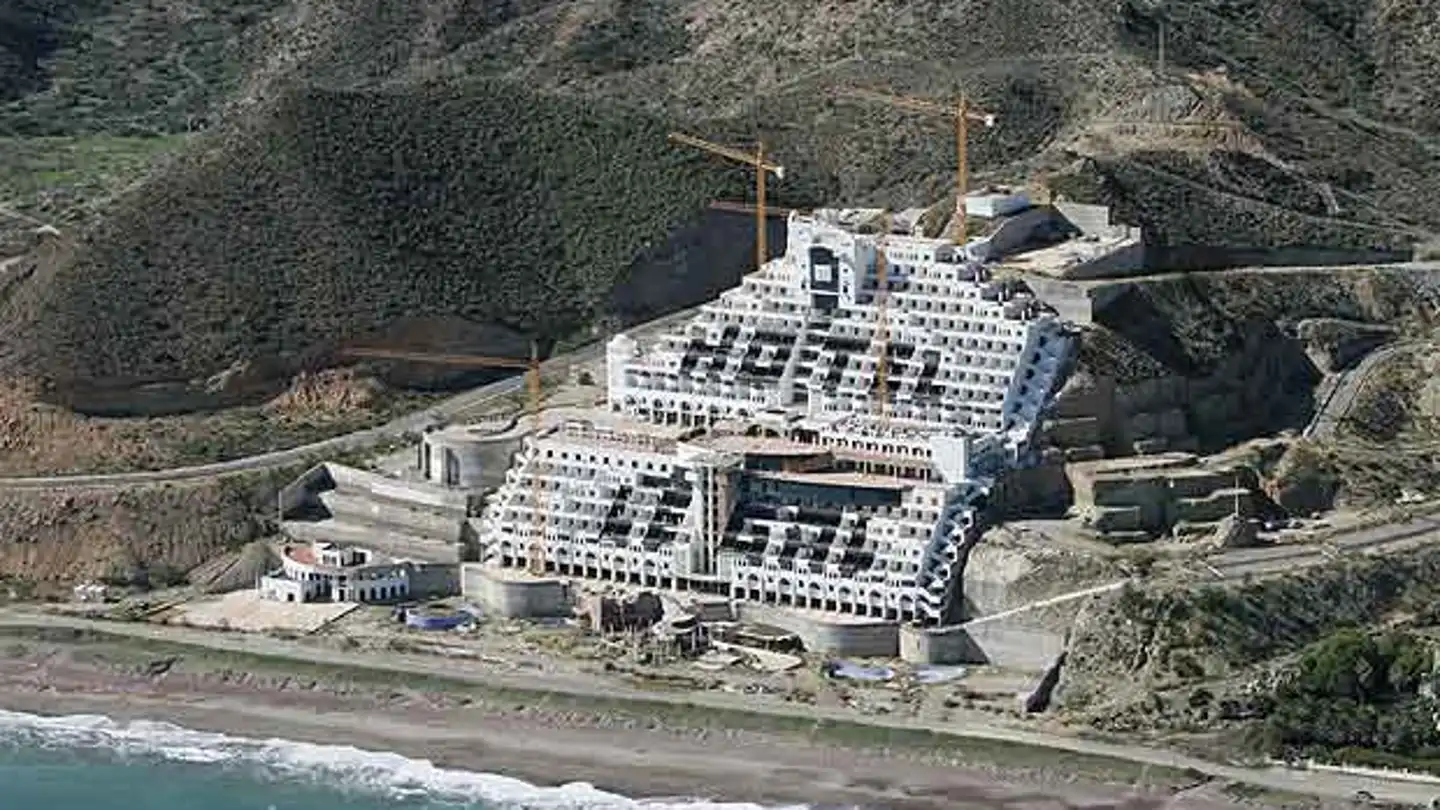 El Algarrobico El Algarrobico