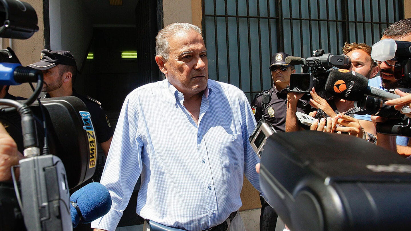 &Aacute;ngel Ojeda, a la salida del juzgado