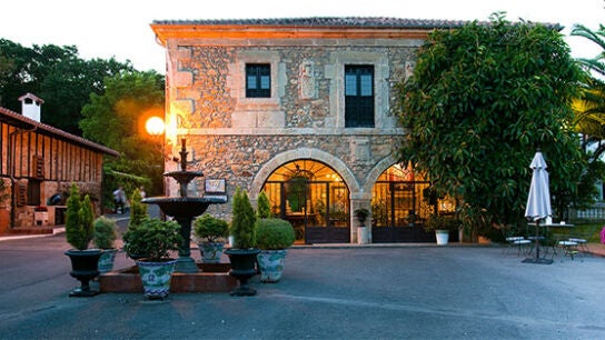 El Hotel San Rom&aacute;n de Escalante acoge un programa de &lsquo;Cantabria en la Onda&rsquo;