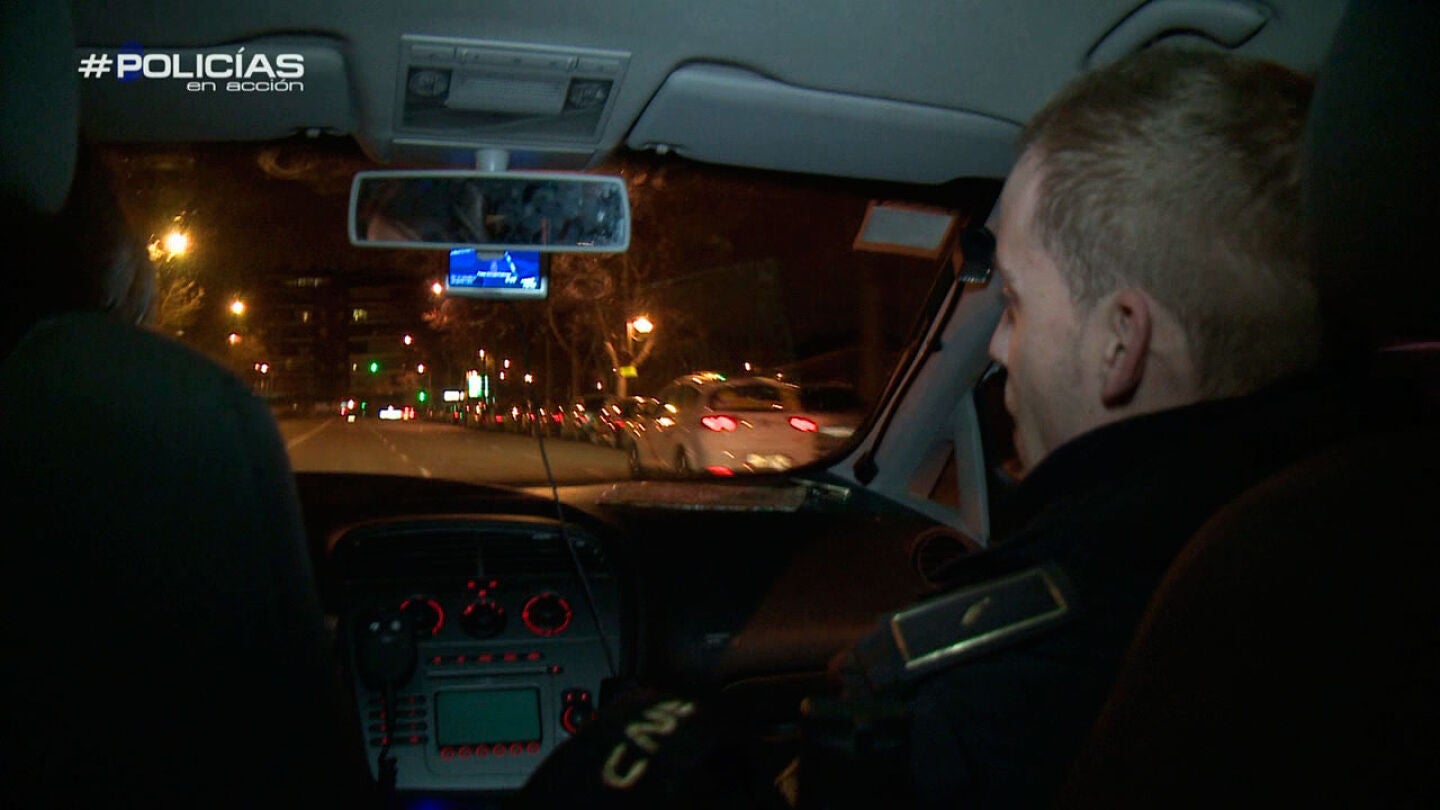 Una patrulla de polic&iacute;a en Madrid