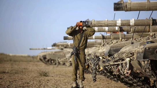 Milicias palestinas lanzan tres cohetes Milicias palestinas lanzan tres cohetes