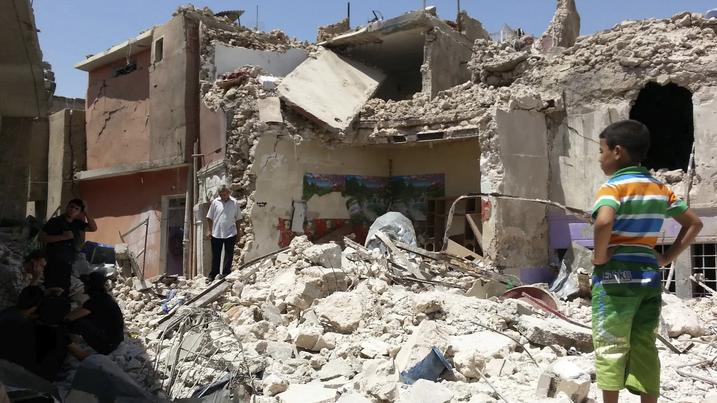 EEUU ejecuta nueva serie de bombardeos contra yihadistas en norte de Irak EEUU ejecuta nueva serie de bombardeos contra yihadistas en norte de Irak
