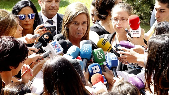 Ana Mato asiste al funeral del padre Miguel Pajares Ana Mato asiste al funeral del padre Miguel Pajares