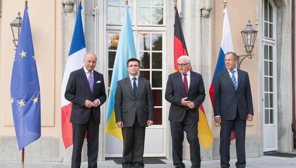  El ministro de Exteriores de Francia, Laurent Fabius, Pavlo Klimkin de Ucrania, Frank-Walter Steinmeier de Alemania, y Sergei Lavrov de Rusia.