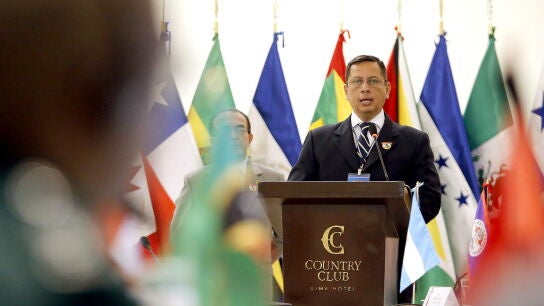 Iv&aacute;n Vega, Viceministro peruano de Pol&iacute;ticas para la Defensa