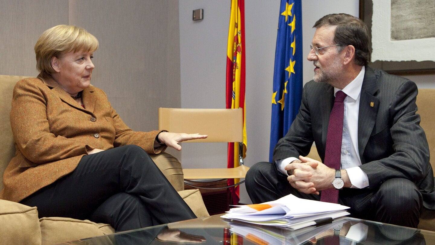 Rajoy y Merkel se re&uacute;nen en Santiago con la mirada puesta en Bruselas