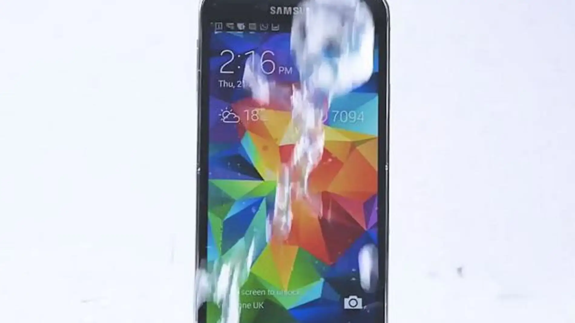 Samsung Galaxy S5 Ice Bucket Challenge