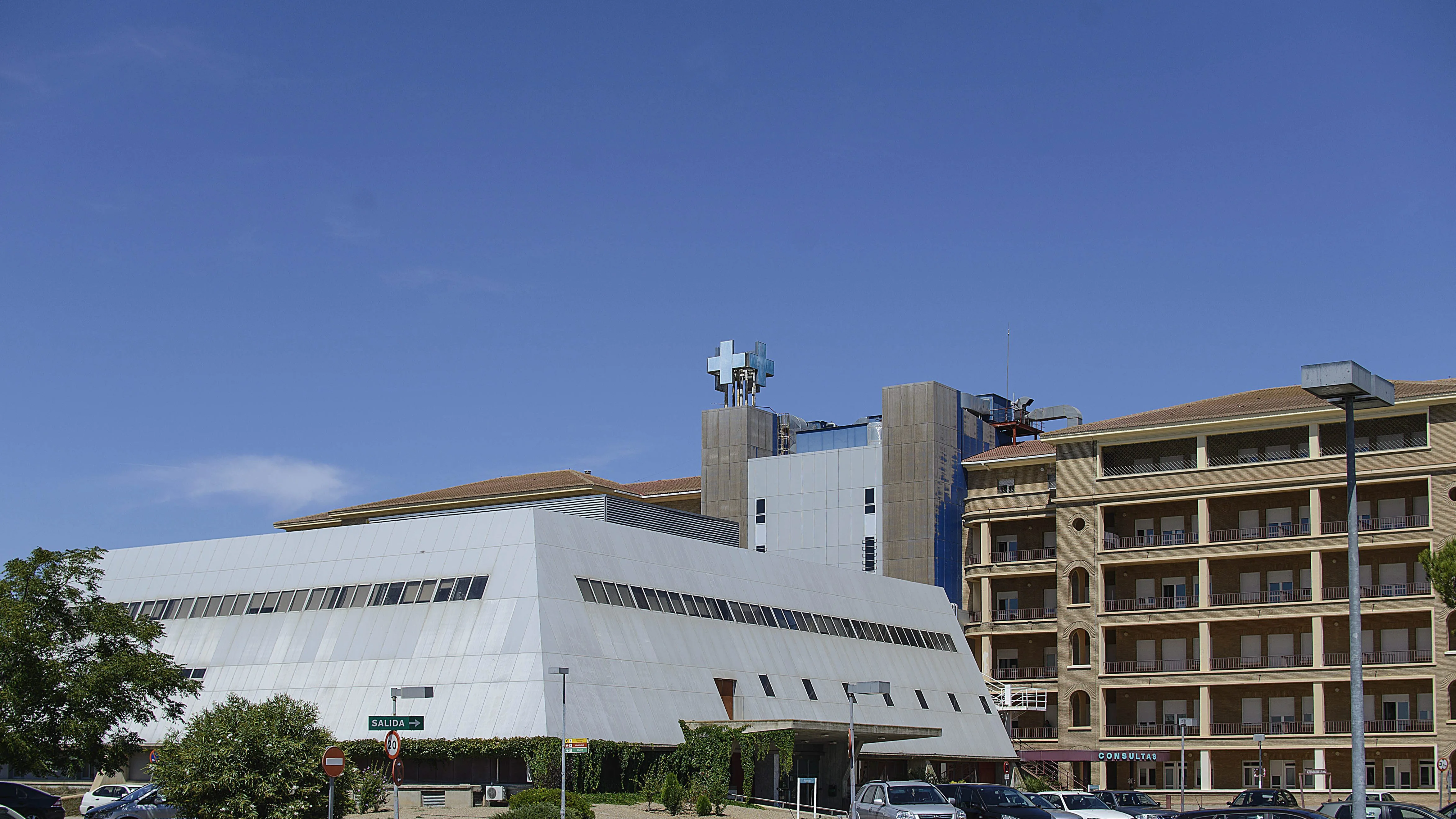 Hospital Royo Villanova de Zaragoza donde sigue ingresado el paciente