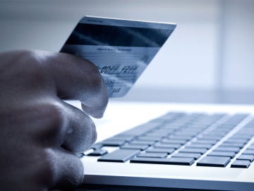 Pago con tarjeta a través de internet Pago con tarjeta a través de internet