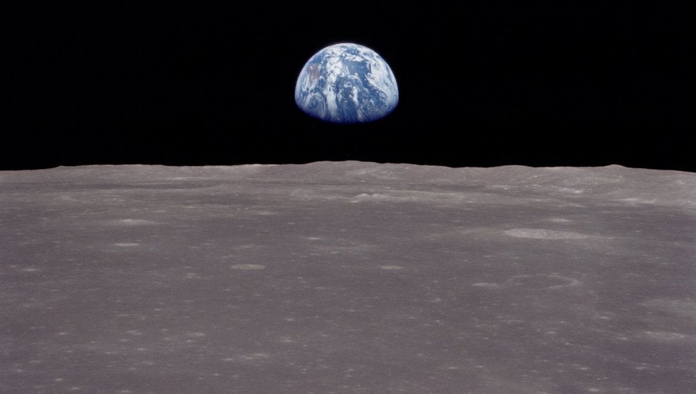 como se ve la luna desde la tierra