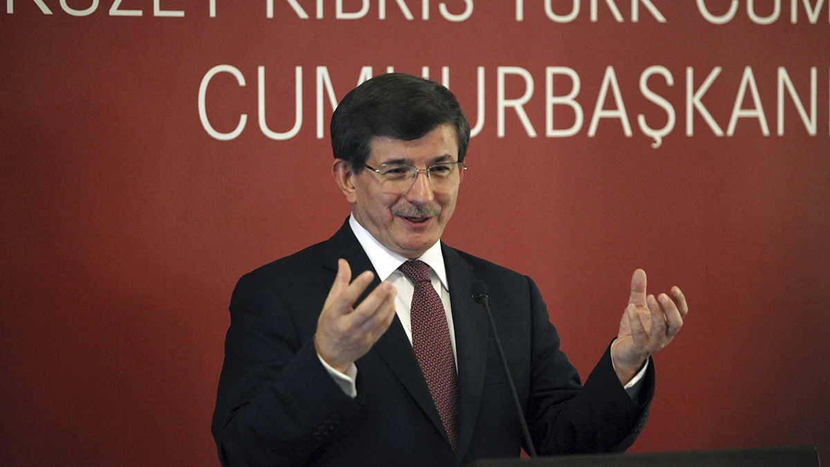 El primer ministro turco Ahmet Davutoglu