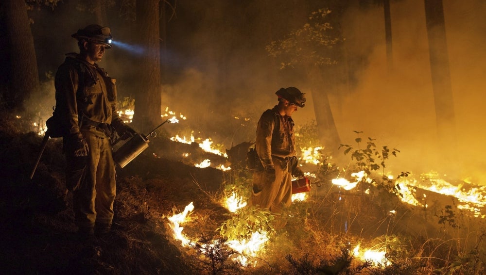 Incendio en las cercanías de Pollock Pines en California