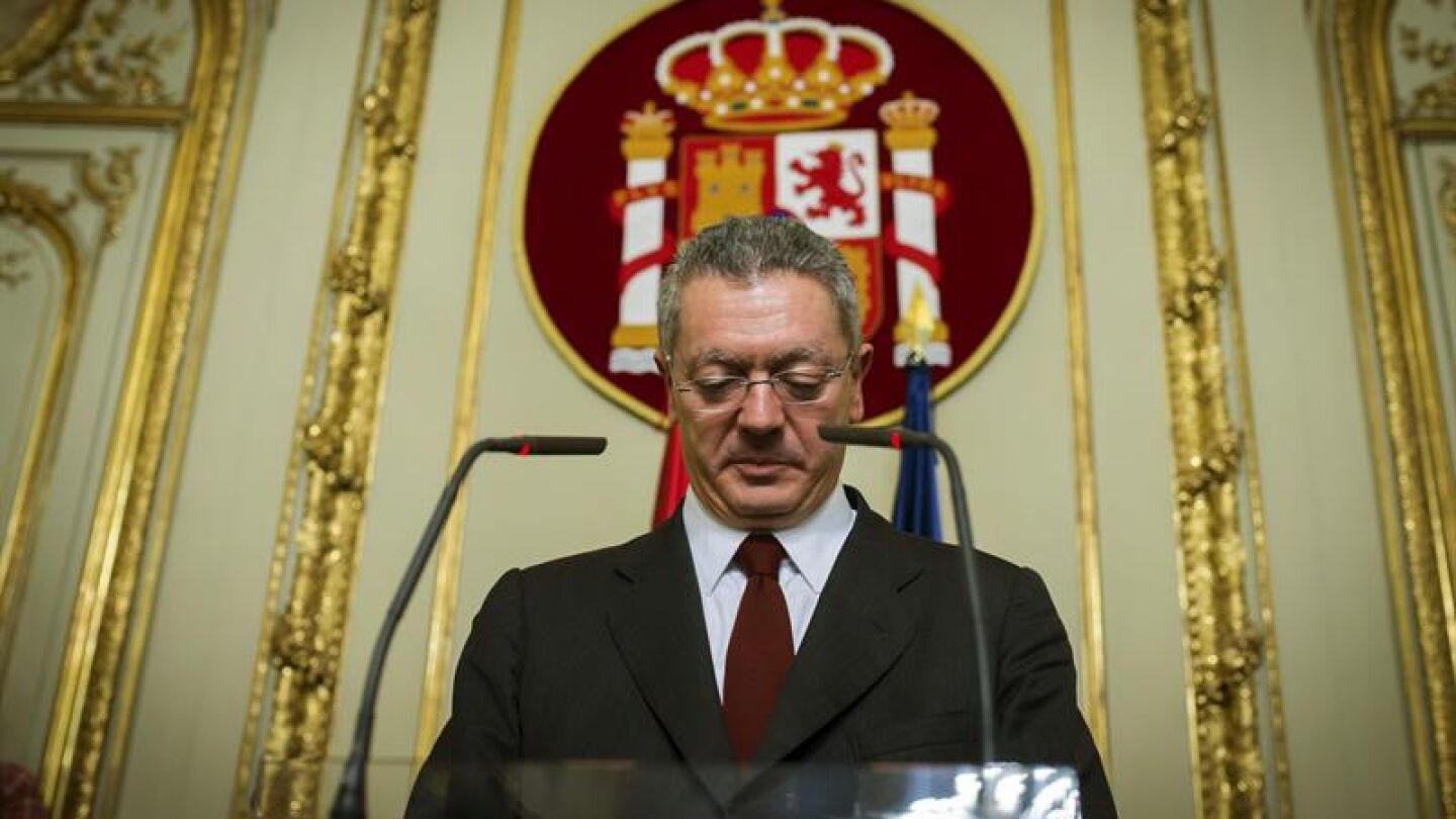 Alberto Ruiz-Gallard&oacute;n anuncia su dimisi&oacute;n como ministro de Justicia