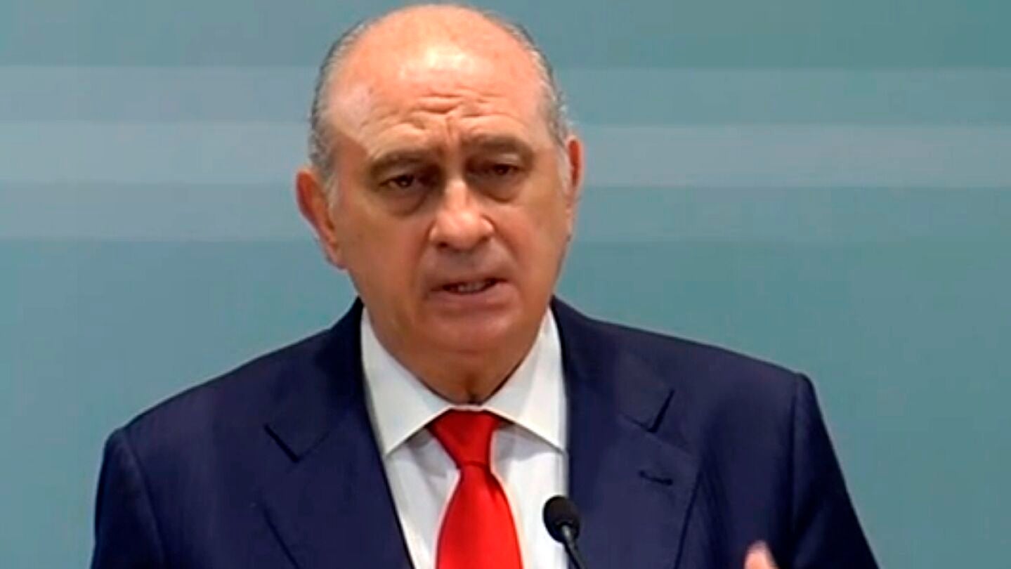 Jorge Fern&aacute;ndez D&iacute;az, ministro del Interior