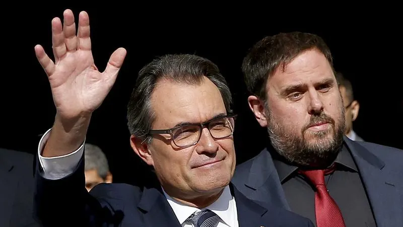 Mas y Junqueras tras la firma del decreto de convocatoria de la consulta del 9N