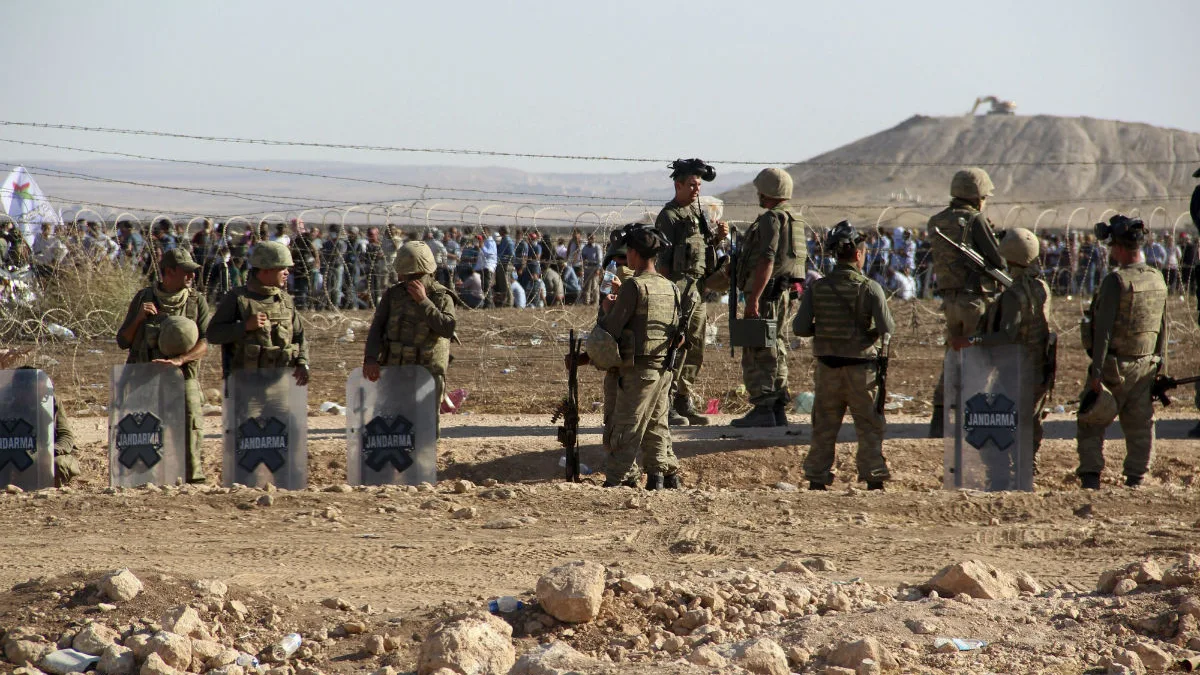 Se intensifican los combates contra el EI en Siria cerca de la frontera turca