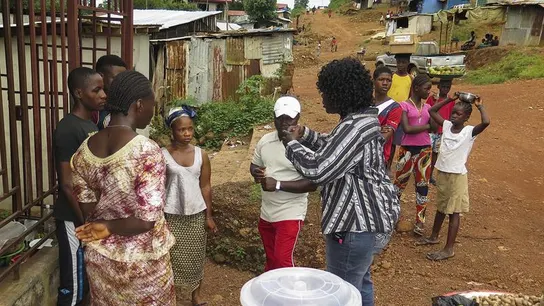 Voluntaria en Sierra Leona Voluntaria en Sierra Leona