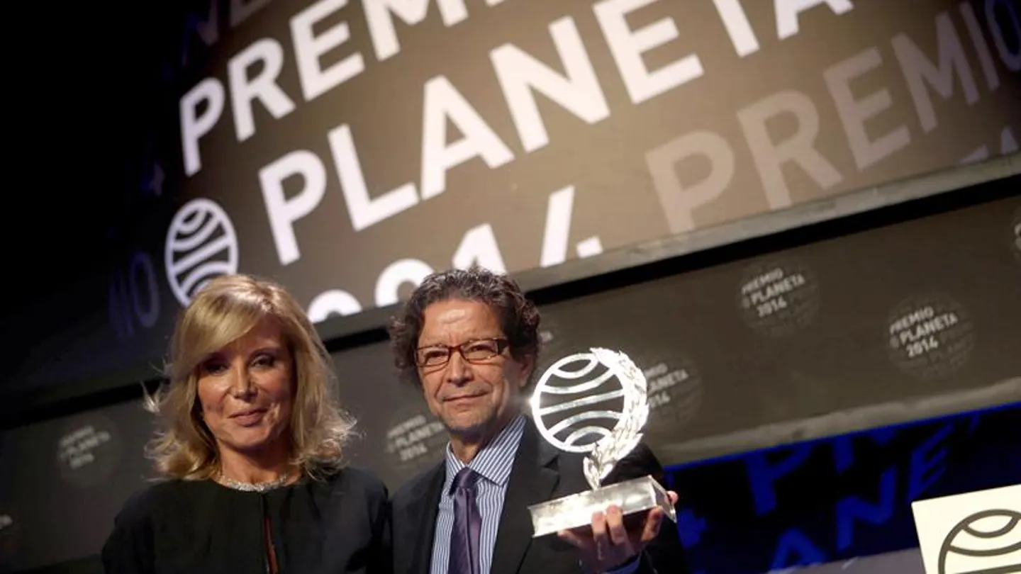 Zepeda y Eyre, finalista y ganador del LXIII Premio Planeta Zepeda y Eyre, finalista y ganador del LXIII Premio Planeta