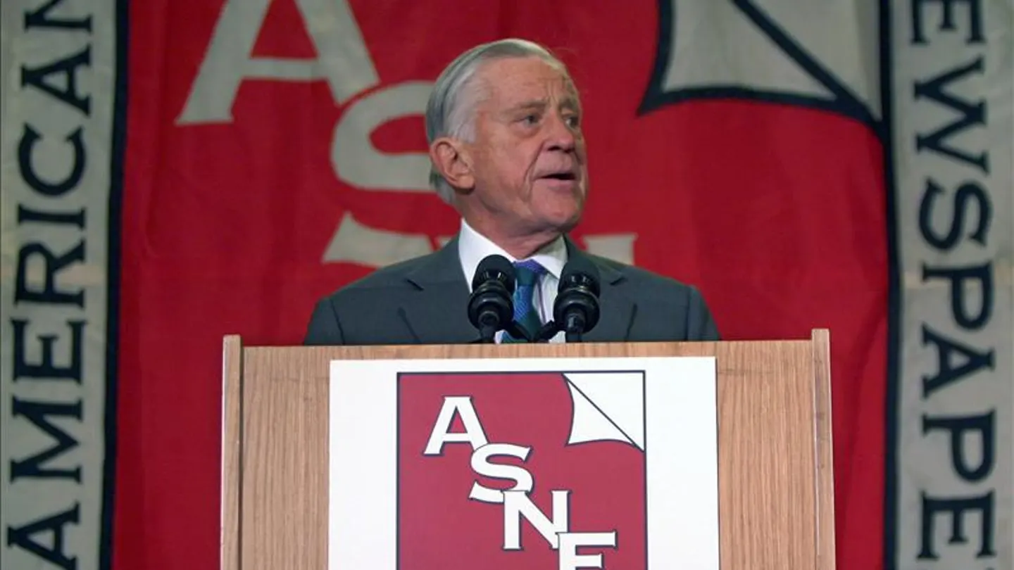 Muere a los 93 años Benjamin Bradlee, leyenda del periodismo Muere a los 93 años Benjamin Bradlee, leyenda del periodismo