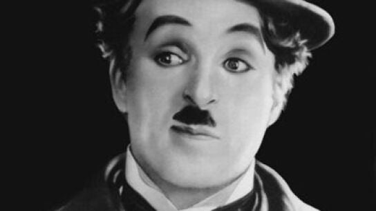 Charles Chaplin, el bigote hitleriano
