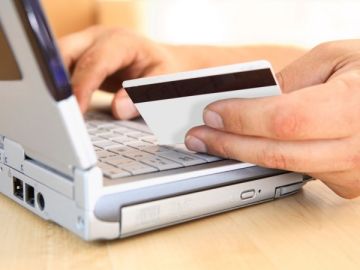 Compras 'online'. Compras 'online'.