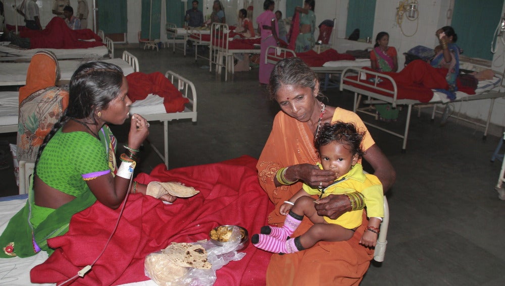 Víctimas de las operaciones de esterilización  en la India