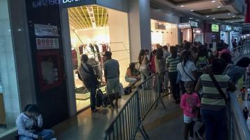 Entrada a una tienda Bershka en Venezuela