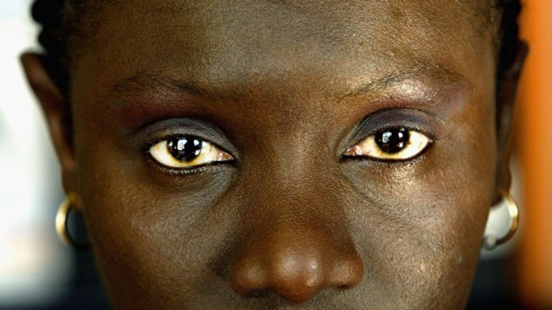 Mirada de mujer de raza negra