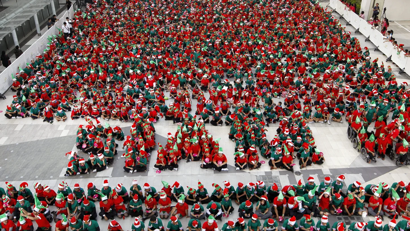 Llegan los Elfos de Papá Noel a Tailandia (25-11-2014) Llegan los Elfos de Papá Noel a Tailandia (25-11-2014)