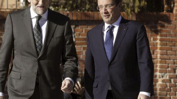 Rajoy viaja a París y diseña con Hollande el plan de interconexiones para que financie la UE