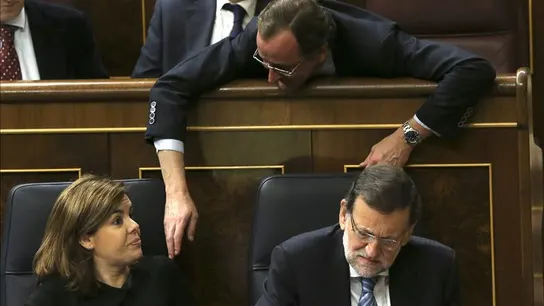 Alfonso Alonso charla con Rajoy y Sáenz de Santamaría Alfonso Alonso charla con Rajoy y Sáenz de Santamaría