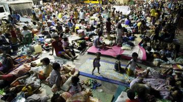 Evacuados por el tifón Hagupit en Filipinas 