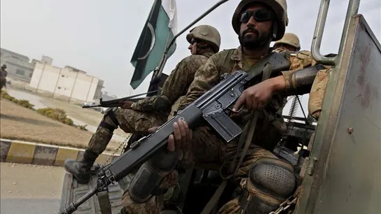 Soldados paquistaníes en Pakistán. Soldados paquistaníes en Pakistán.