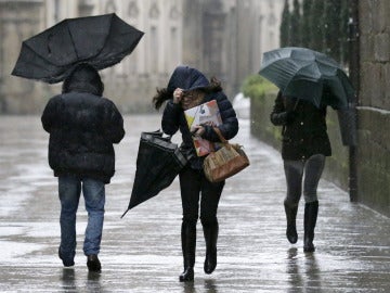 Lluvia y frío en el norte peninsular. Lluvia y frío en el norte peninsular.