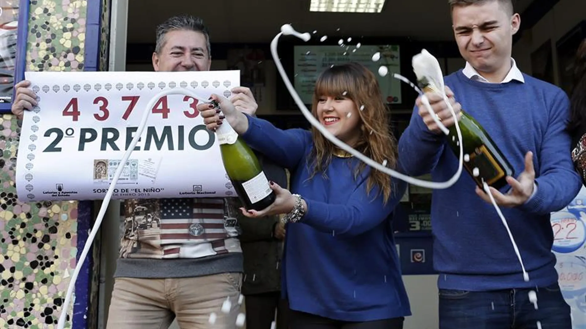 La administración de loterías número 77 de Valencia ha repartido 750.000 euros del segundo premio de la Lotería del Niño