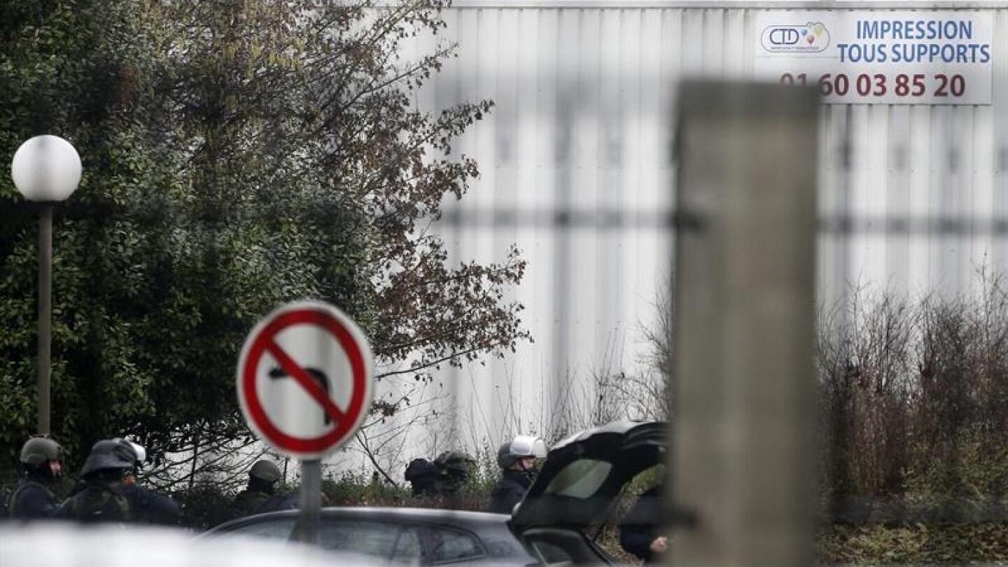Imagen de la imprenta d&oacute;nde se encuentran los hermanos Kouachi atrincherados