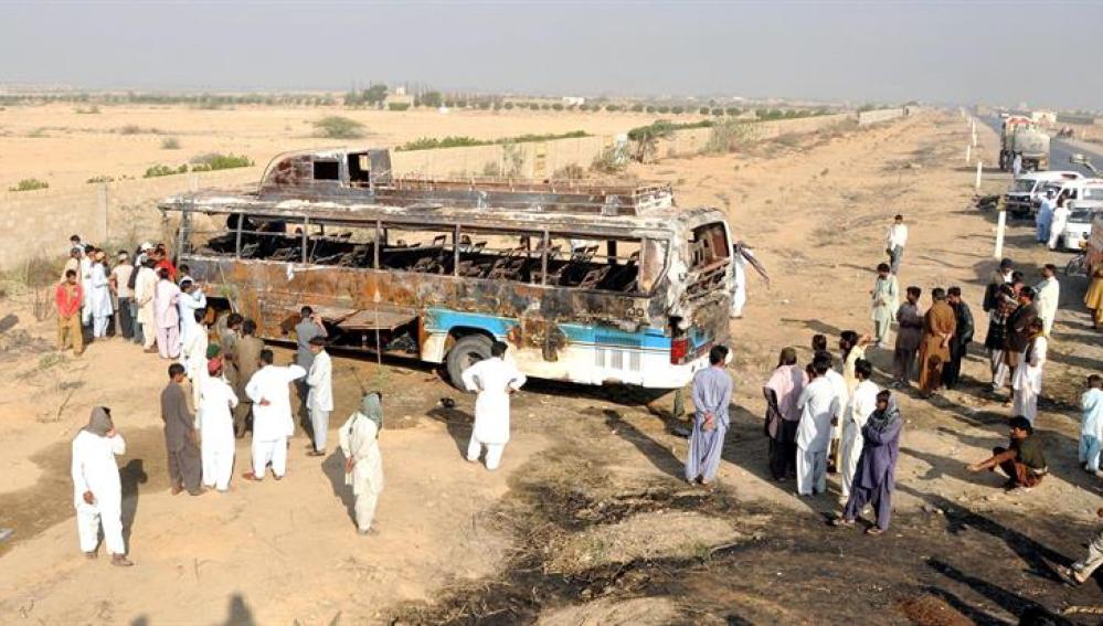 Un autobús siniestrado en Pakistán