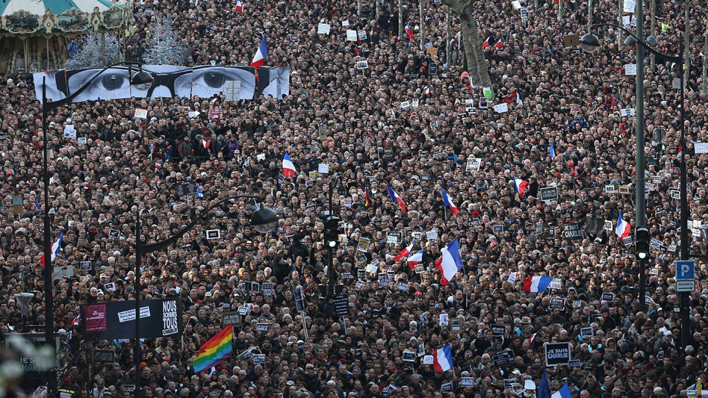 M&aacute;s de 1,5 millones de asistentes en la marcha contra el terrorismo de Par&iacute;s