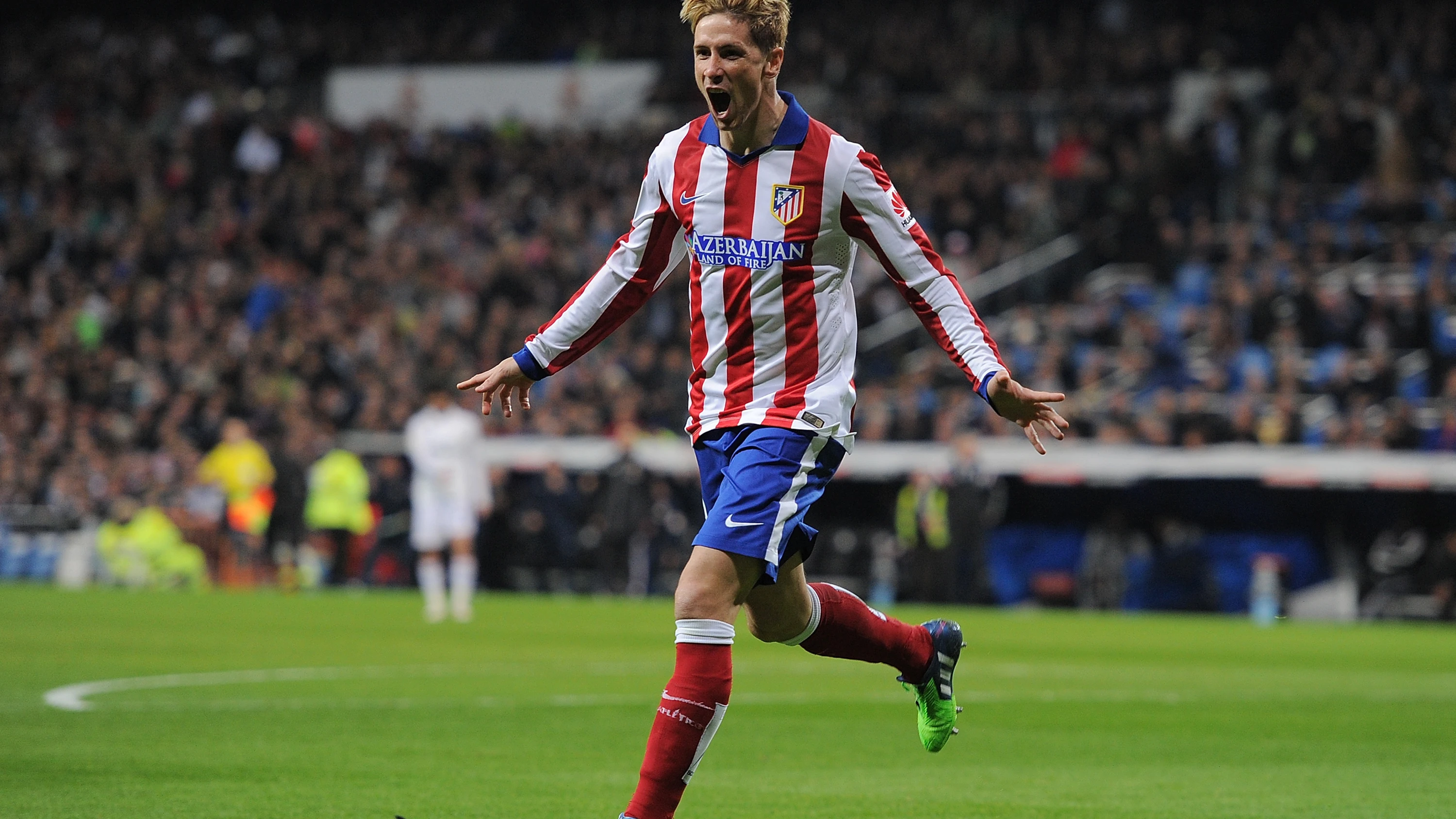 Fernando Torres celebra un gol