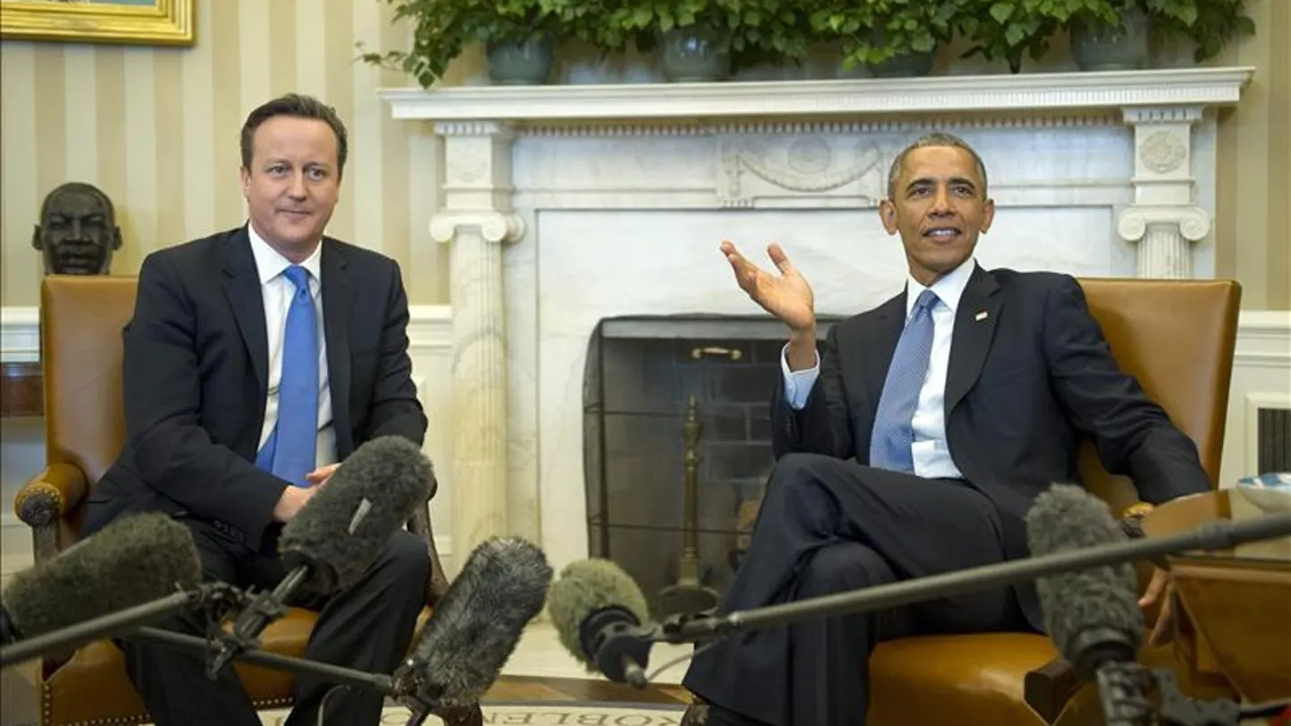 Barack Obama y Cameron después de una reunión Barack Obama y Cameron después de una reunión