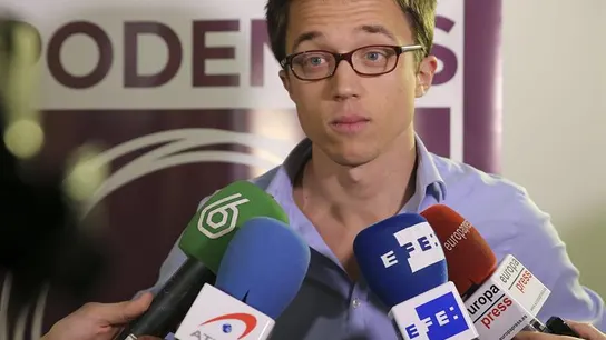 Íñigo Errejón ante los medios Íñigo Errejón ante los medios